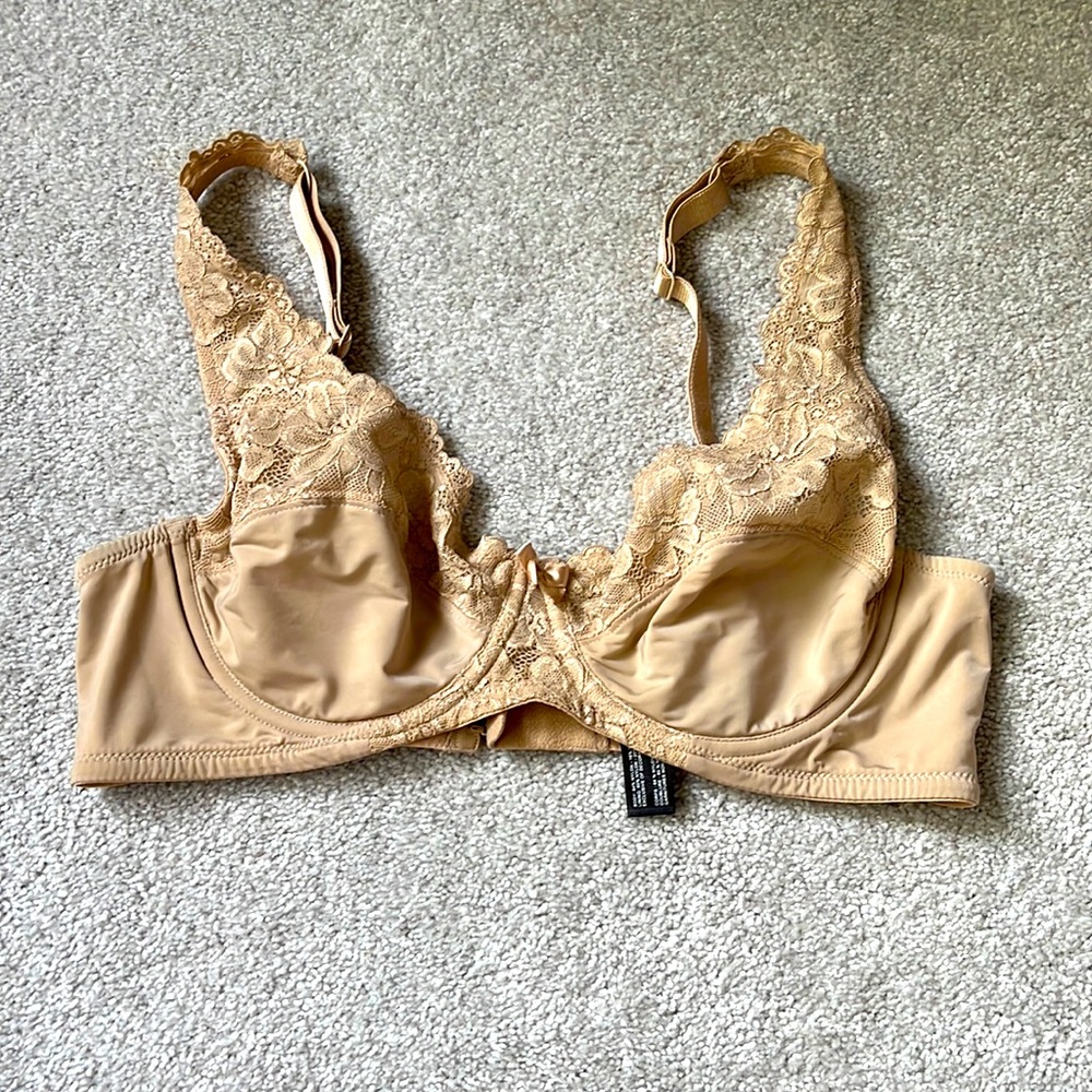 Jones NY nude lace bra 38b